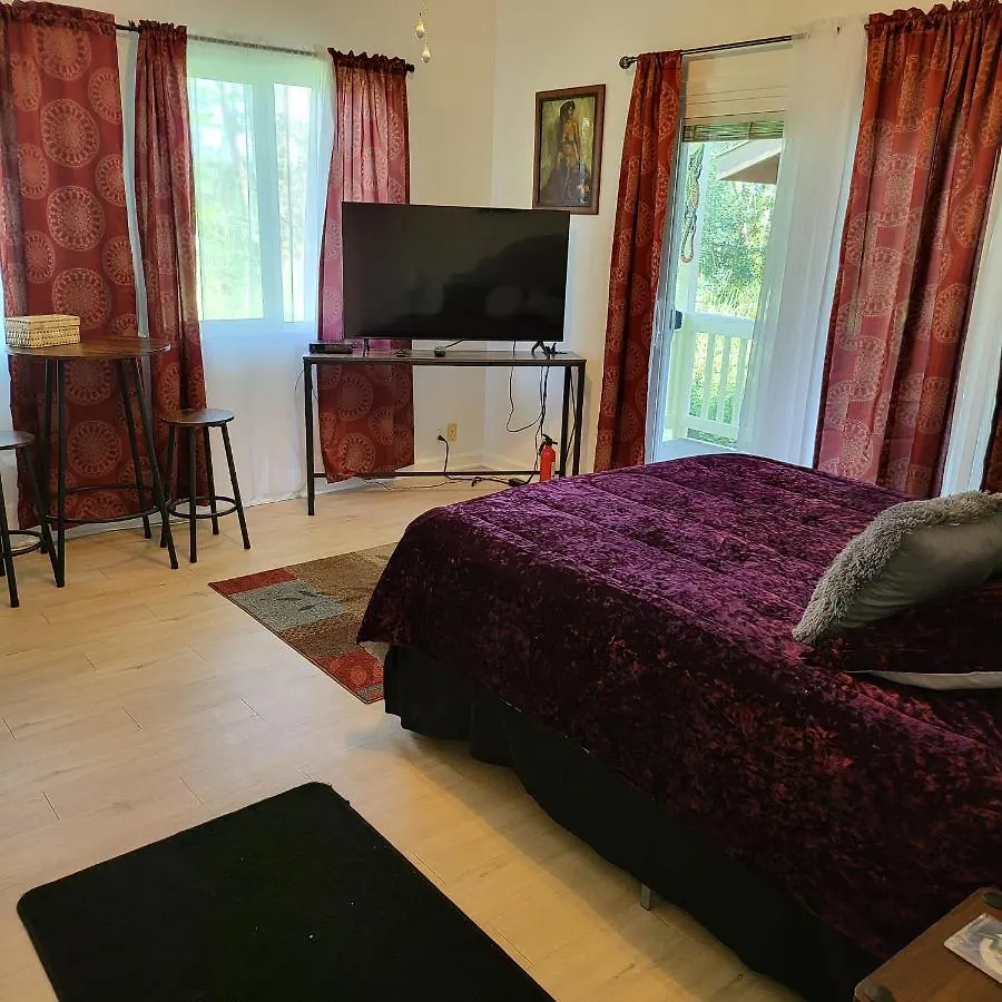 Hoomaikai Blessings Bed & Breakfast Keaau